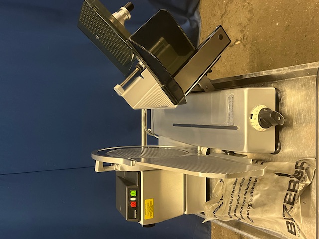 2813 g