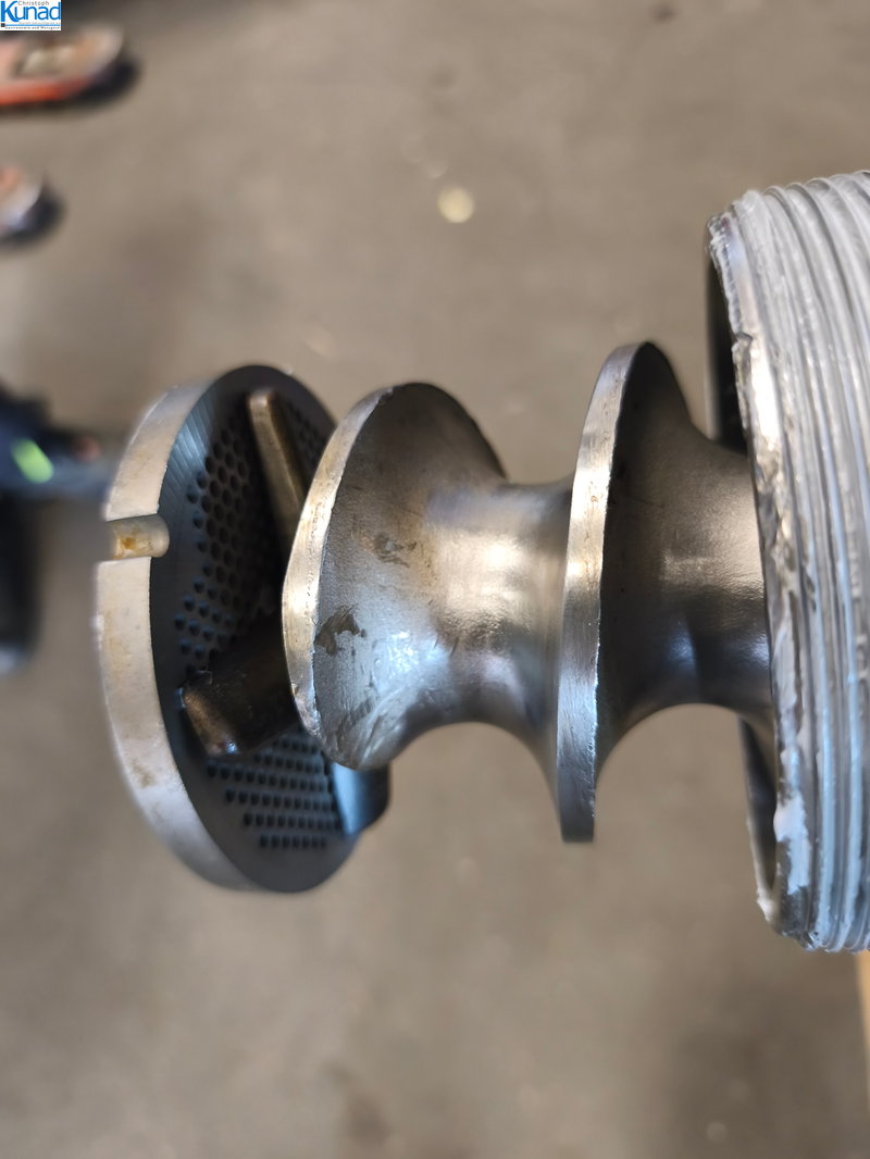 Fleischwolf Bizerba FW-32S/2 Edelstahl Standmodell fahrbar – Bild 5