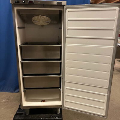 Kühlschrank ELECTROLUX KN130VA 70x60x175 cm