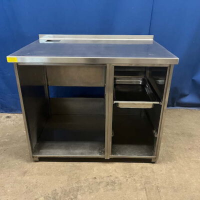 Arbeitsschrank Edelstahl 104x70x86 cm Unterbau z. B. für Kombidämpfer