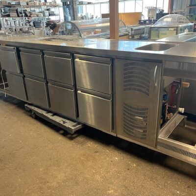 Schanktheke 420x80 cm gekühlt mit Eiswürfelbereiter