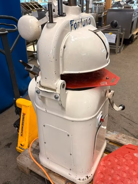 Brötchenpresse FORTUNA Halbautomat Gr. 4 Teigteiler – Bild 8
